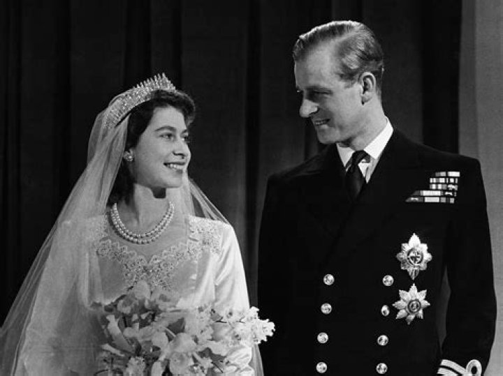 Queen Elizabeth Didn’t See Husband Prince Philip For Weeks At A Time After He ‘Retired’, New Bio Claims