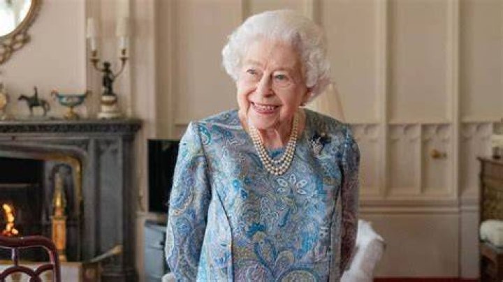 Queen Elizabeth Health News: How She’s Feeling After Prince Charles & Boris Johnson Test Positive