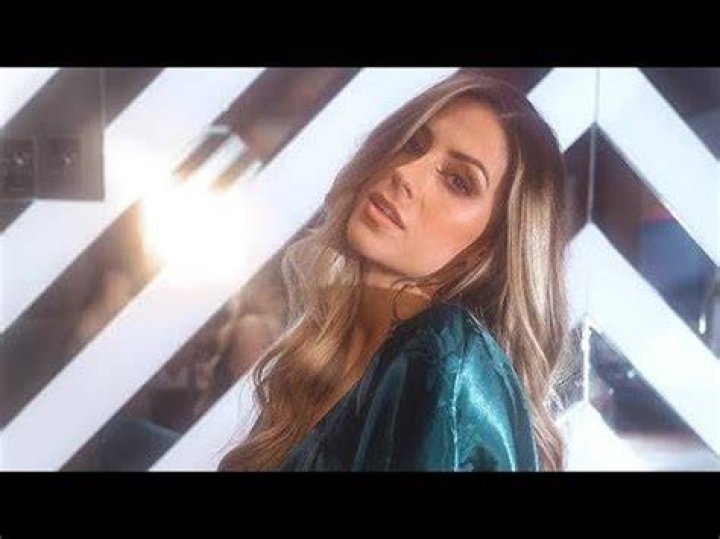 Rachel Reinert Releases ‘Personal & Honest’ Debut Solo Album & Reveals How She Found Her ‘Truth’