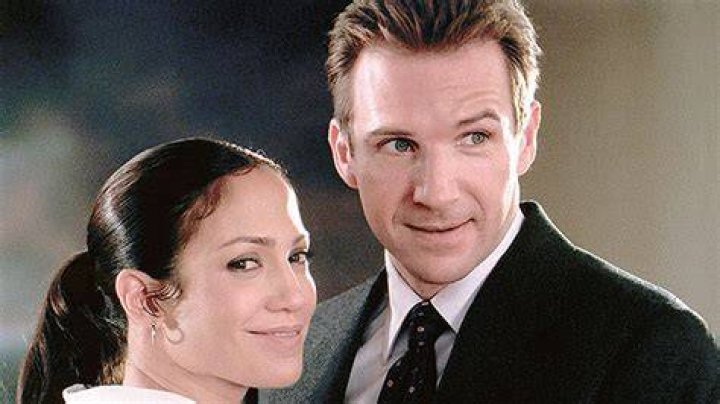 Ralph Fiennes Was Jennifer Lopez & Ben Affleck’s ‘Relationship Decoy’ – Hollywood Life