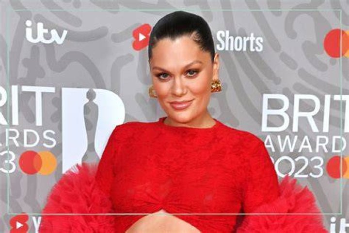 Rapper Gives Birth To A Girl – Hollywood Life