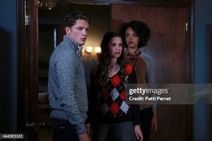 ‘Ravenswood’ Recap: Caleb Has His First Ghostly Encounter