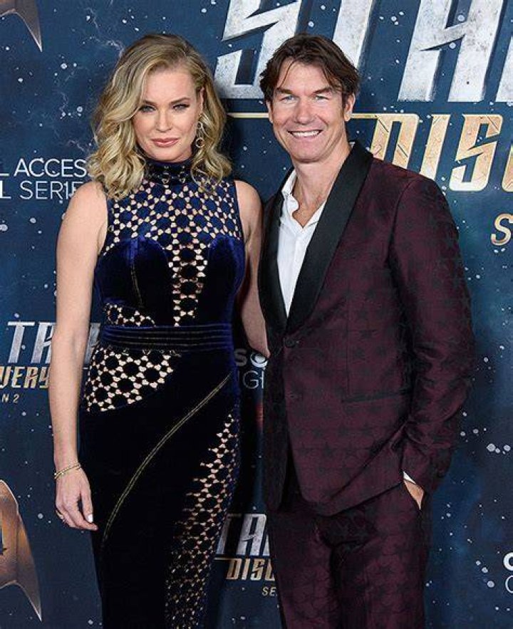 Rebecca Romijn Wears Bikini On Mexico Vacation With Husband – Hollywood Life