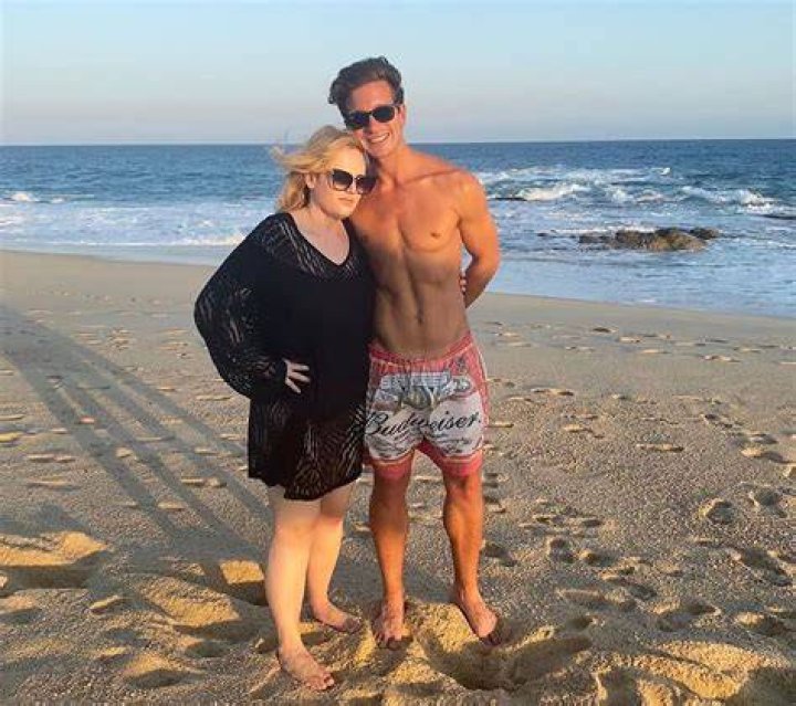 Rebel Wilson Floats In Strapless Swimsuit While PDAing With New Boyfriend Jacob Busch: Cute Video 