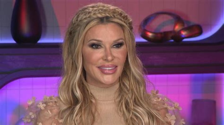 ‘RHOBH’: Lisa Rinna’s Friend ‘Highly Rumored’ To Be Joining Cast After Lisa Vanderpump’s Exit
