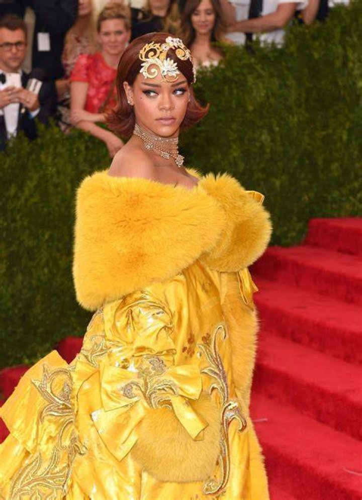 Rihanna At Met Gala 2018 — See Photos – Hollywood Life