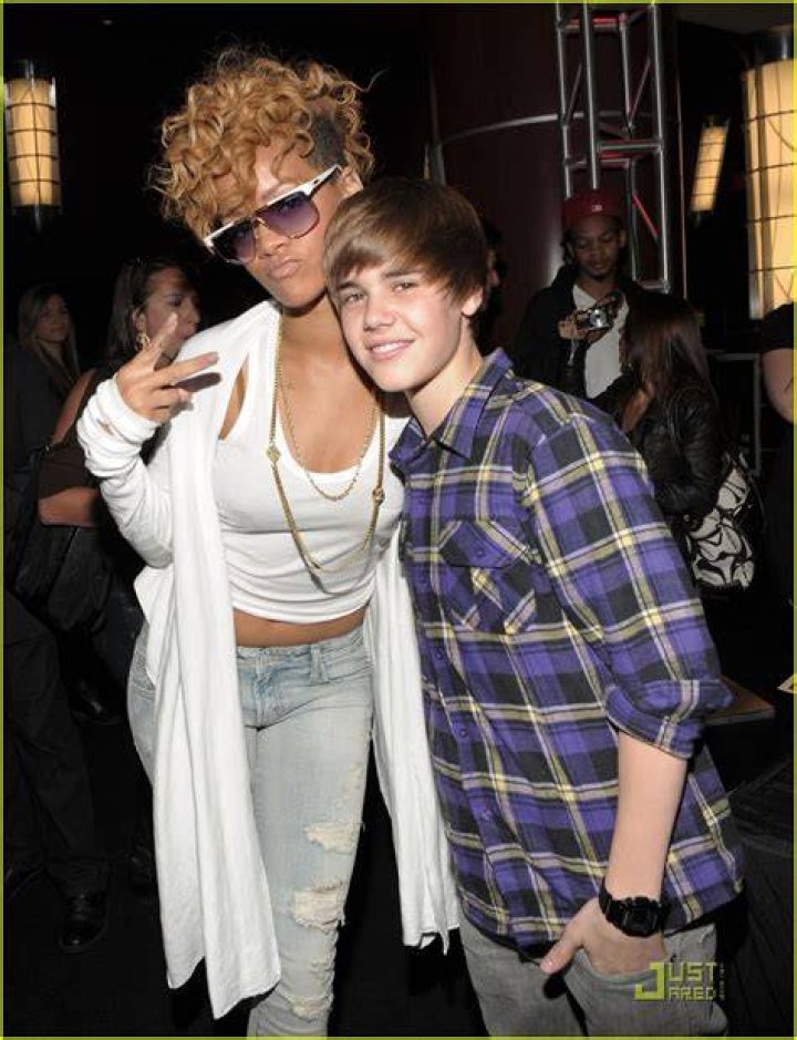 Rihanna, Justin Bieber & More Stars – Hollywood Life