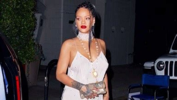 Rihanna’s Red Lingerie In Pool – Billion Dollar Smile Photos – Hollywood Life