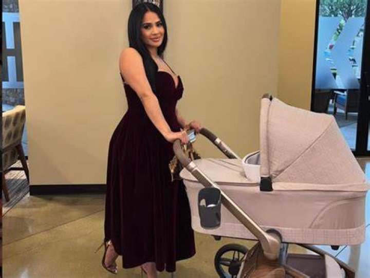 Rob Kardashian Spotted On Romantic Dinner Date With Instagram Model Aileen Gisselle — Watch