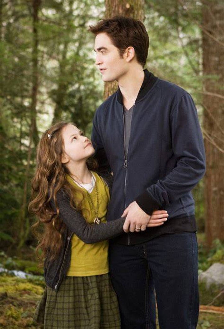 Robert Pattinson ‘Loved Being Around Kids’ On ‘Breaking Dawn Part 2’
