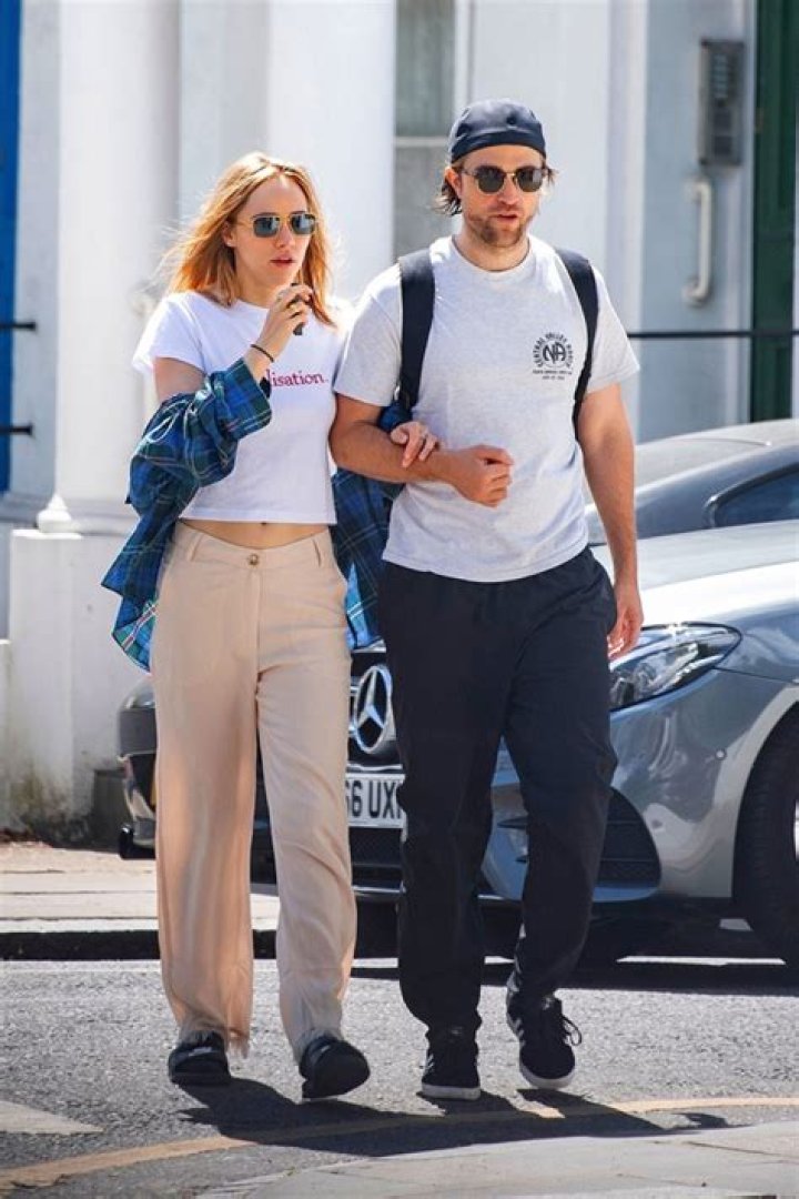 Robert Pattinson’s Plans After ‘Batman’ With Suki Waterhouse Revealed – Hollywood Life
