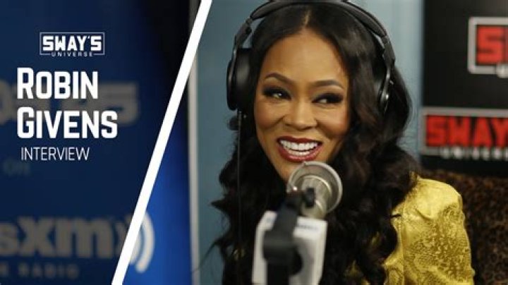 Robin Givens Admits ‘There’s A Lot Of Sex’ In New Show ‘Ambitions’: ‘Once It Started, It Didn’t Stop’