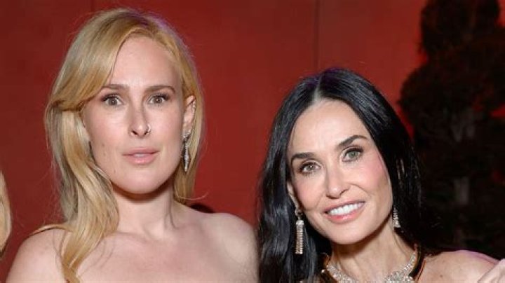 Rumer Willis Matches With Daughter, 1, & Sisters Scout & Tallulah in Pink Bathing Suits: Photos