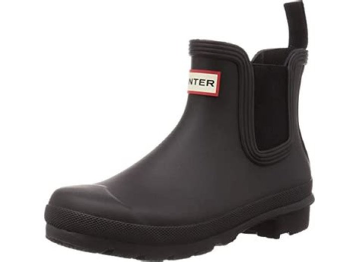 Run, Don’t Walk! Hunter Chelsea Boots Are 50% Off Right Now