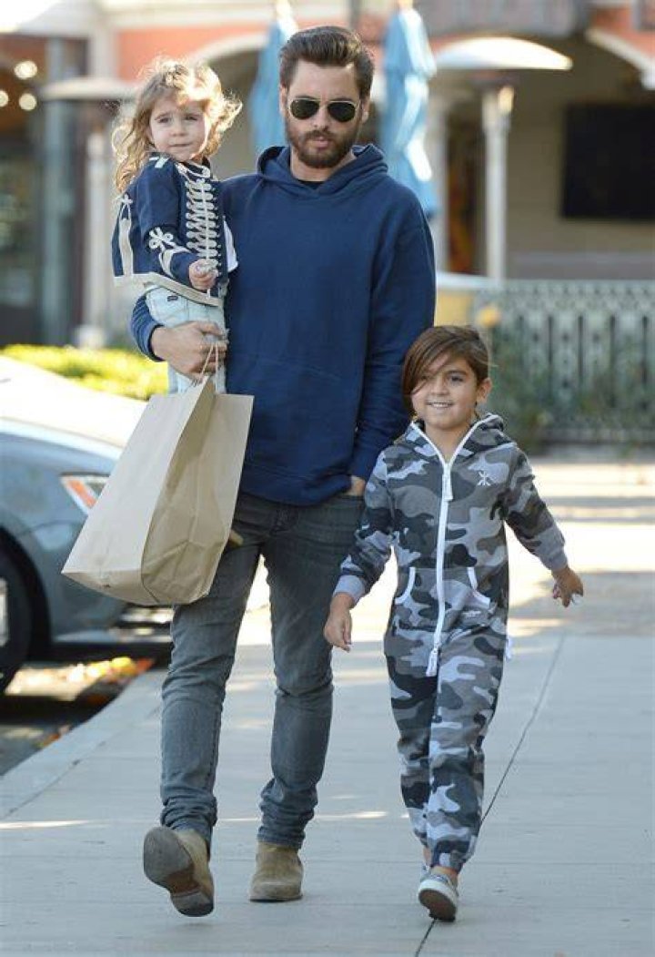 Ryan Reynolds, Eric Decker & More Cute Fathers – Hollywood Life