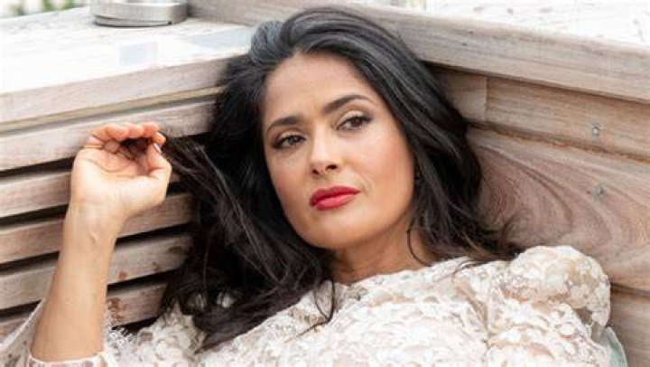 Salma Hayek Looks Ageless in Blonde Wig & Sexy Plunging Dress – Hollywood Life