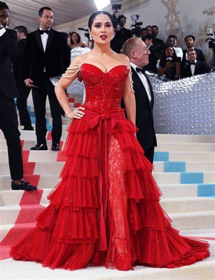 Salma Hayek’s Met Gala 2023 Dress: Photo – Hollywood Life