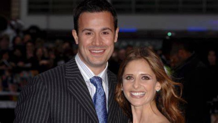 Sarah Michelle Gellar & Freddie Prinze Jr. Halloween Costumes 2022 – Hollywood Life