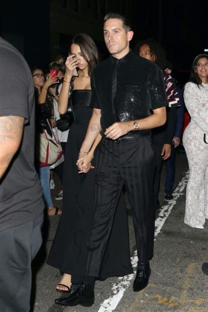 Savage x Fenty NYFW Spring/Summer 2020 Show — Bella Hadid & More – Hollywood Life