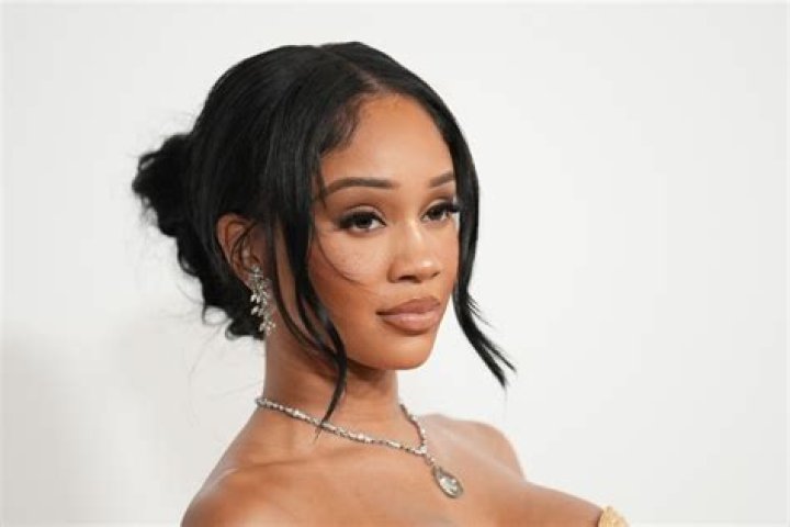 Saweetie Reveals Why She Took Photos Of Adele — Interview – Hollywood Life