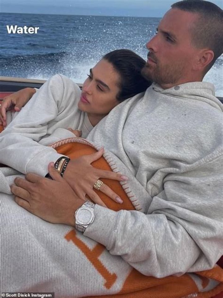 Scott Disick, 38, & Amelia Hamlin, 20, Cozy Up In The Hamptons With His Son Reign, 6