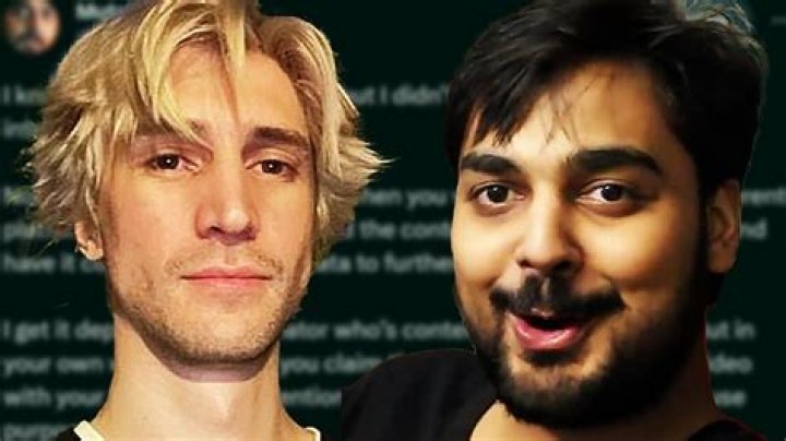 Scott Disick & Maluma Are ‘Beefing’ On Twitter & Fans Are Very Confused: ‘You’re A Joke’