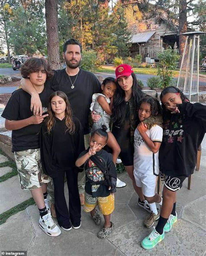 Scott Disick Parties In Mexico While Kourtney Kardashian Vacations With Family — Pics