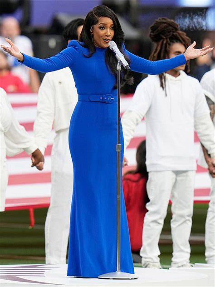 See National Anthem Performance – Hollywood Life
