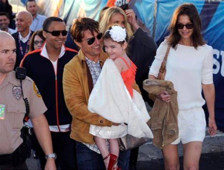 See Photos Of Connor, Bella, & Suri Cruise – Hollywood Life