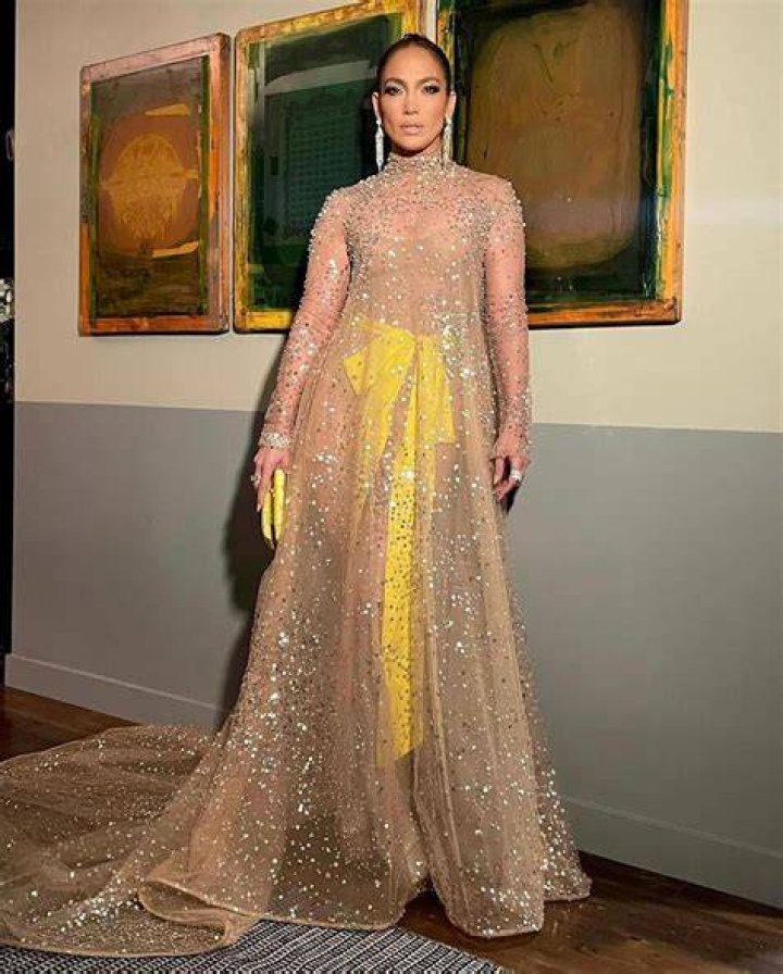 See Photos Of JLo & More – Hollywood Life