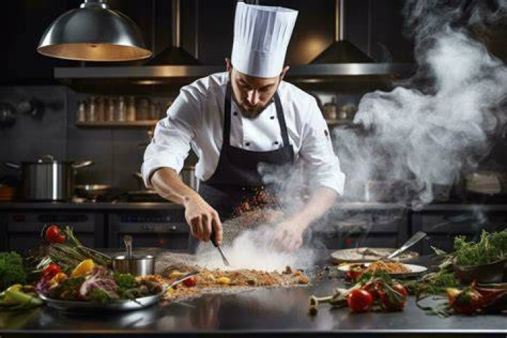 See Photos Of The Chef – Hollywood Life
