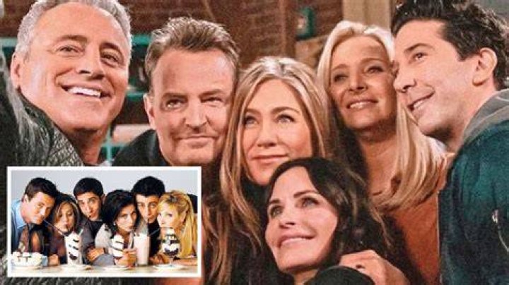 See Photos of the Friends Star – Hollywood Life