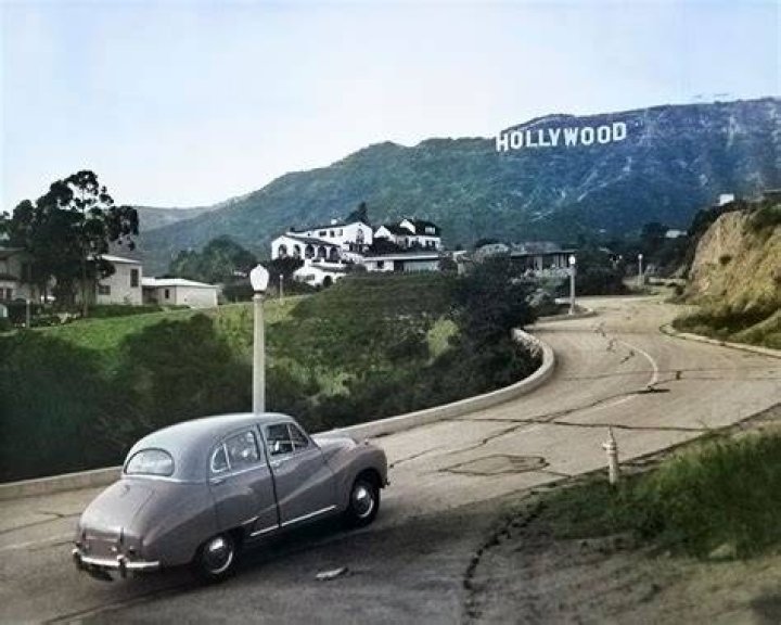 See Photos Of The Ring – Hollywood Life