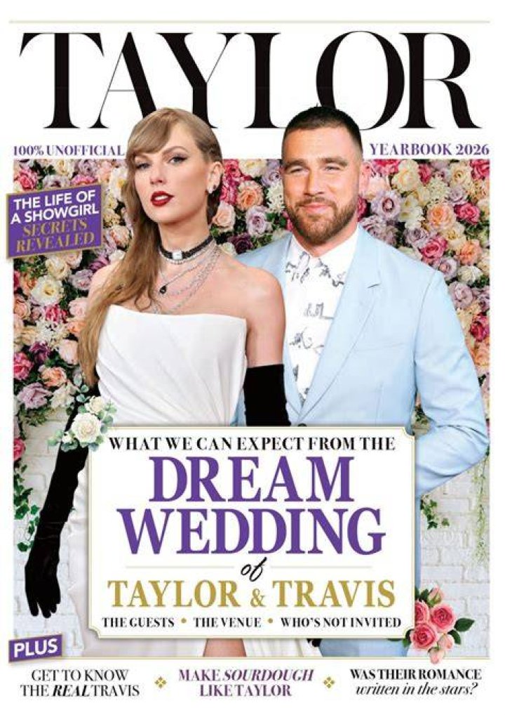 See Taylor Swift & More – Hollywood Life