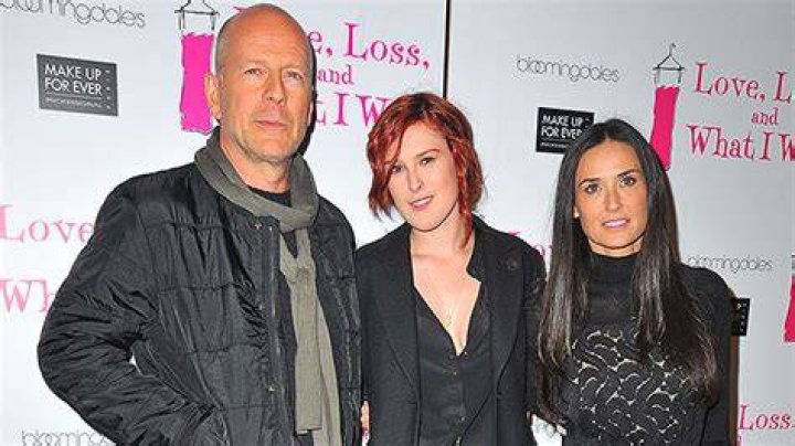 See Tributes & Pics – Hollywood Life