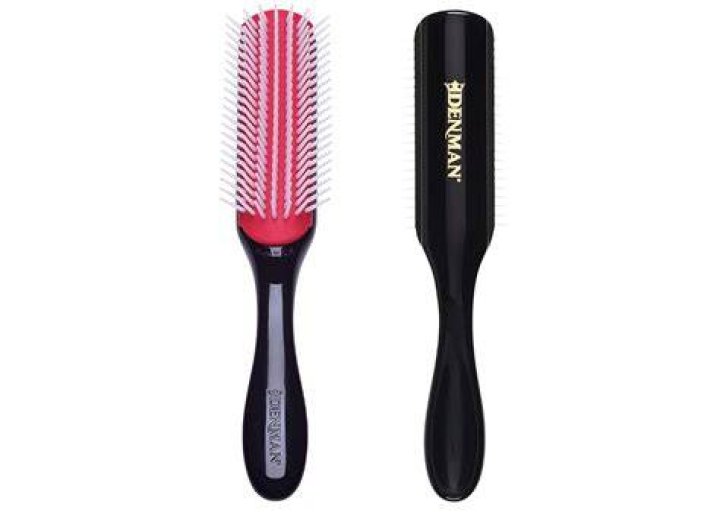 See Why Over 50,000 Women Are Obsessed With This Game-Changing Brush