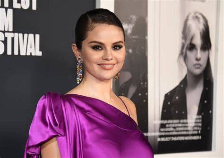 Selena Gomez’s ‘The Dead Don’t Die’ Outfits — See Photos – Hollywood Life