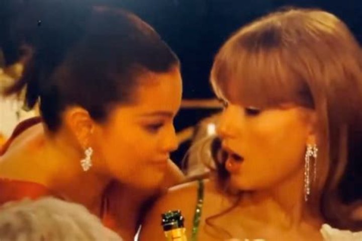 Selena Gomez & Taylor Swift: Will They Have Awkward Met Ball Run-In?