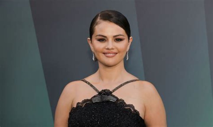 Selena Gomez Will ‘Never Stop’ Making Music & Is Working On New Album – Hollywood Life