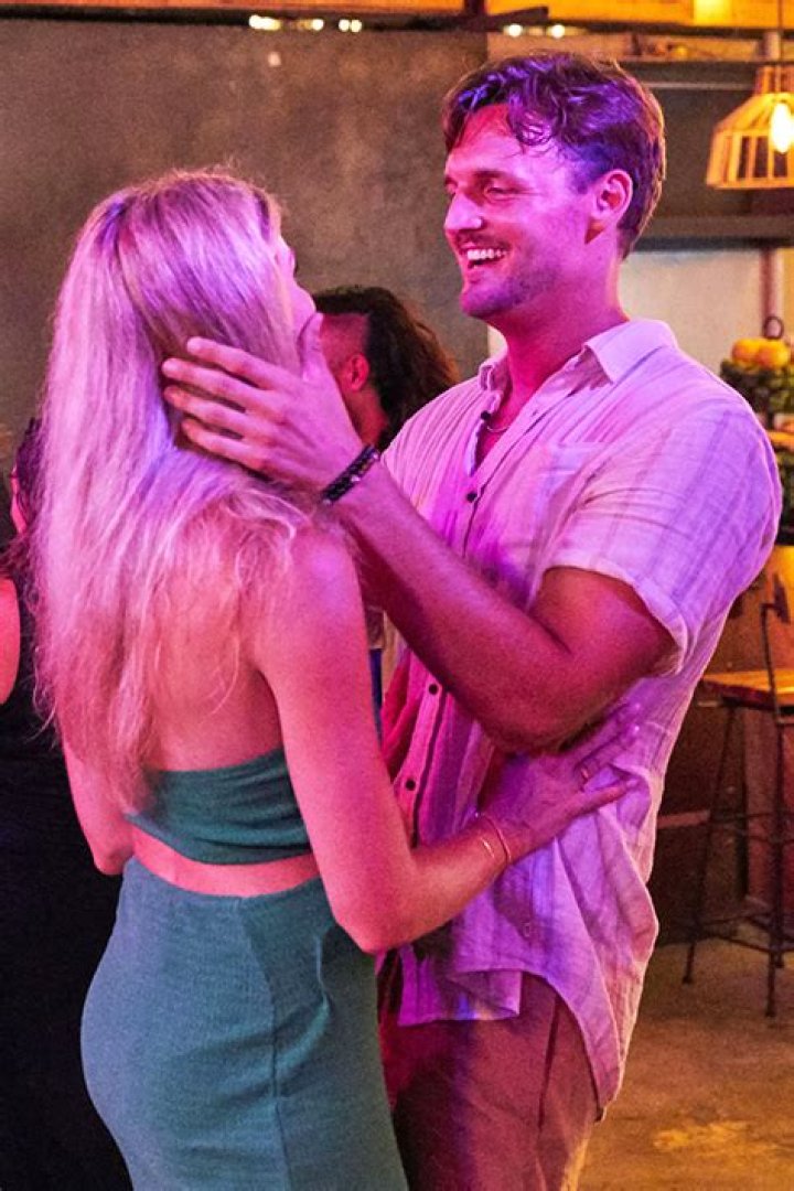 Shanae & Logan’s Split Week Brings New Romance – Hollywood Life