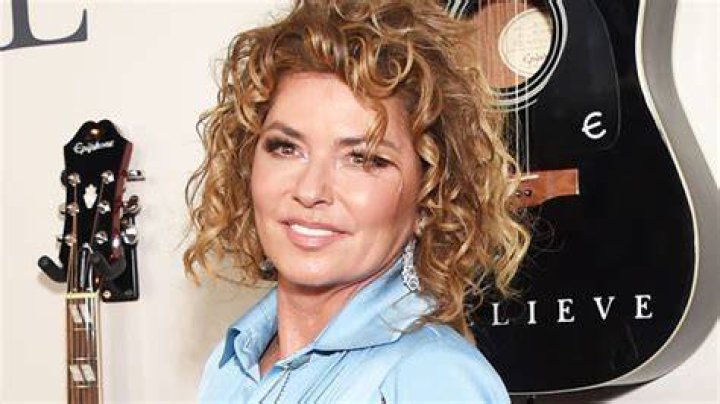 Shania Twain Reveals She Had To Be Airlifted To Hospital Amidst Bad COVID Case In 2020
