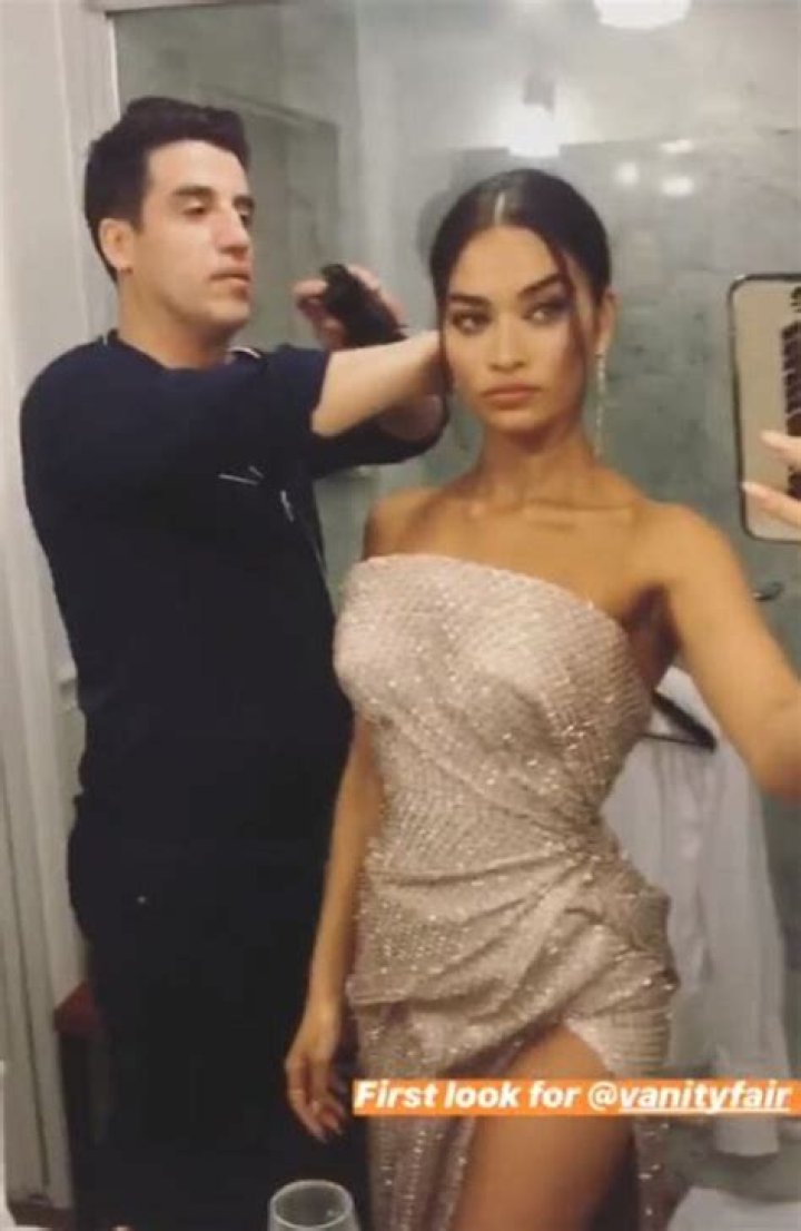 Shanina Shaik’s Wardrobe Malfunction: She Spills Out of Oscars After-Party Dress