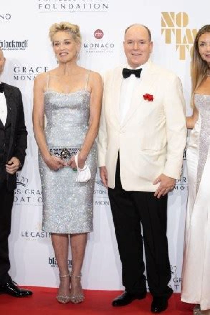 Sharon Stone Reveals Sister Fighting For Her Life With Coronavirus & Angrily Calls Donald Trump A ‘Killer’