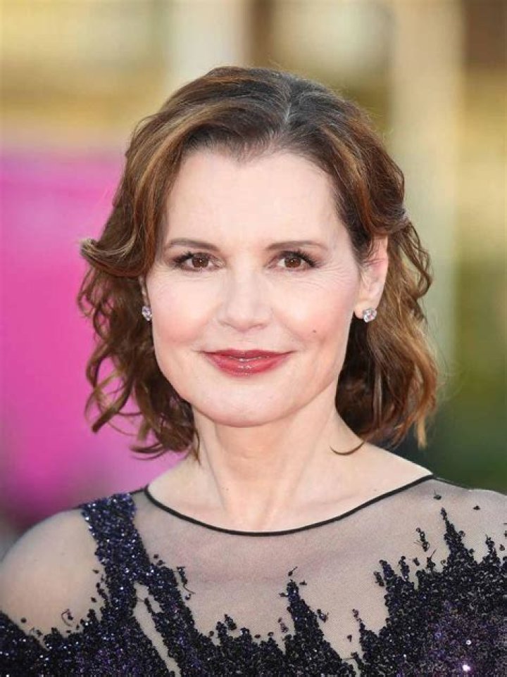 She Slept Her Way To Stardom – Hollywood Life