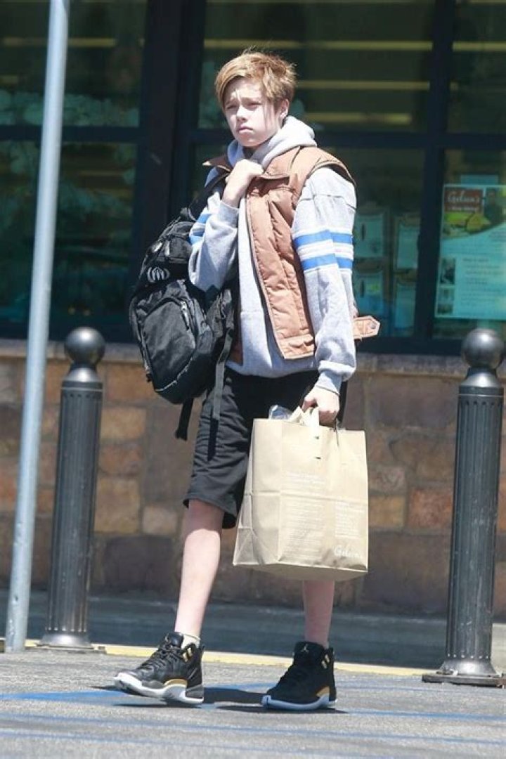 Shiloh Jolie-Pitt, 13, Ditches Her Favorite Versace Shorts For Solo Grocery Shopping Trip — Pics