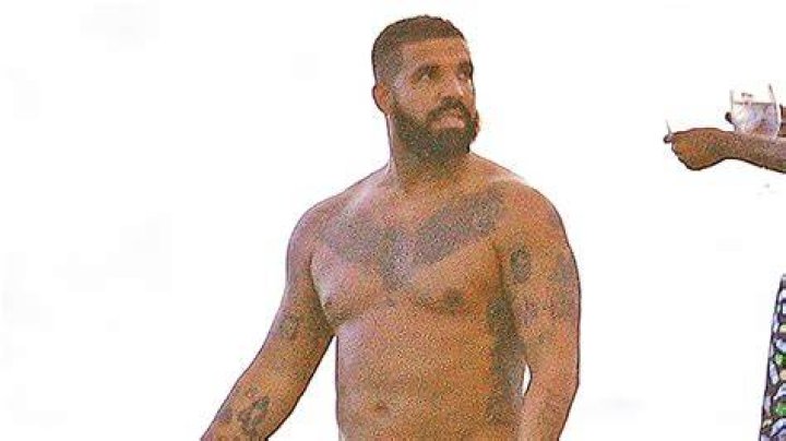 Shows Off Abs After Boxing Workout – Hollywood Life
