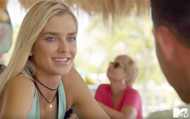 ‘Siesta Key’ Season 1 Photos