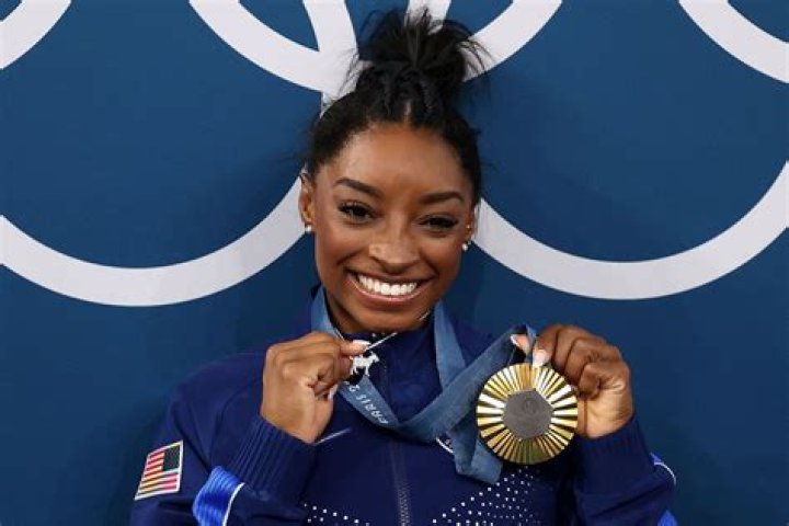 Simone Biles’ BF Gushes He ‘Can’t Wait To Watch’ Her In Olympic Trials As She Arrives In St. Louis