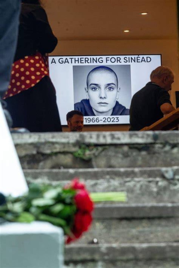 Sinead O’Connor’s Funeral: Photos – Hollywood Life