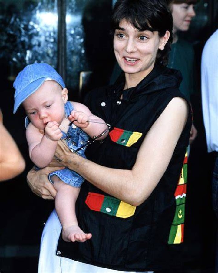 Sinead O’Connor Was Grieving Her Son’s Death On Twitter Before Her Own – Hollywood Life